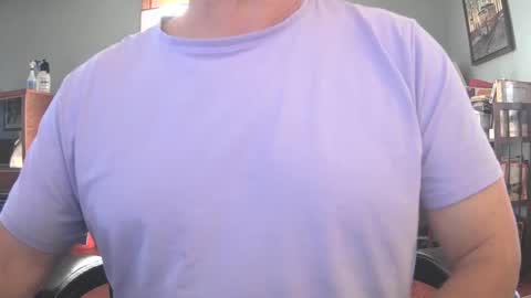 Snapshot of il_undercover chatting on 02-10-25, 02:26 il_undercover online show from 02-10-25, 02:26