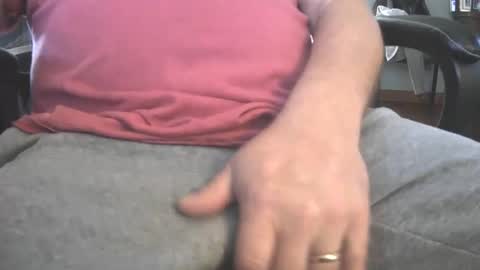 Snapshot of il_undercover chatting on 03-10-25, 12:48 il_undercover online show from 03-10-25, 12:48
