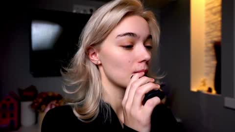 Snapshot of ileanacampbel chatting on 01-17-25, 04:39 ileanacampbel online show from 01-17-25, 04:39