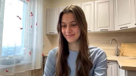 Sophie online show from 03-17-26, 12:08