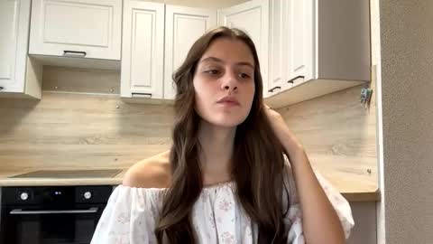 Sophie online show from 03-27-26, 11:10