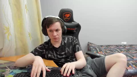 Snapshot of iliaskrislove chatting on 03-17-26, 12:37 iliaskris online show from 03-17-26, 12:37