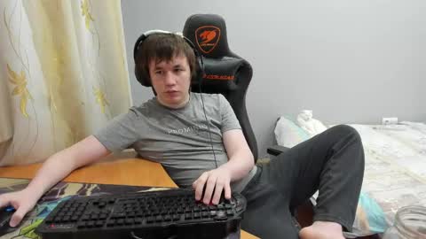 Snapshot of iliaskrislove chatting on 03-18-26, 04:10 iliaskris online show from 03-18-26, 04:10