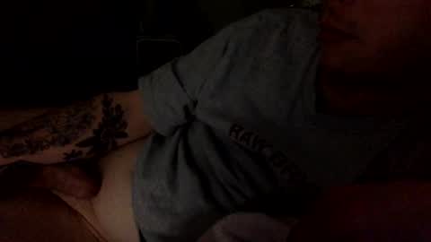 Snapshot of ilikebigtitties1999 chatting on 01-21-25, 04:43 Mr. M online show from 01-21-25, 04:43