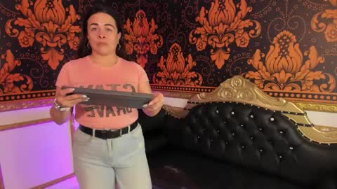 LILY online show from 06-04-26, 11:27