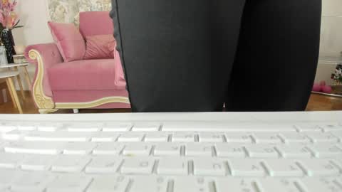 illegal_lorry online show from 05-14-26, 05:03
