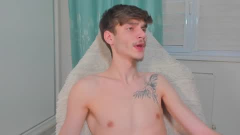 Snapshot of illusions888 chatting on 01-30-25, 02:47 D-Illusion online show from 01-30-25, 02:47