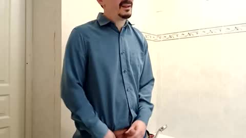 ilovecuteguy79 online show from 03-18-26, 06:38