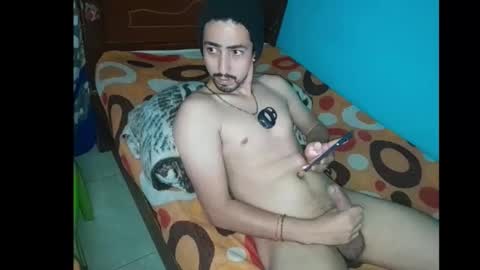 Snapshot of iloveman24 chatting on 01-15-25, 05:40 AARON online show from 01-15-25, 05:40