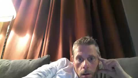 Ilovesquirterz1 online show from 02-15-25, 06:44