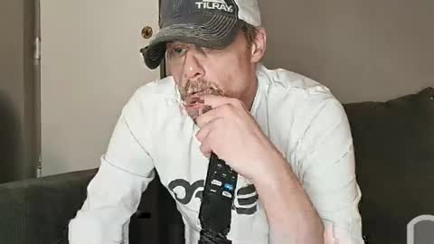 Ilovesquirterz1 online show from 03-06-25, 07:36