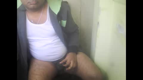Snapshot of iloveumilf2310 chatting on 01-09-25, 09:27 iloveumilf2310 online show from 01-09-25, 09:27