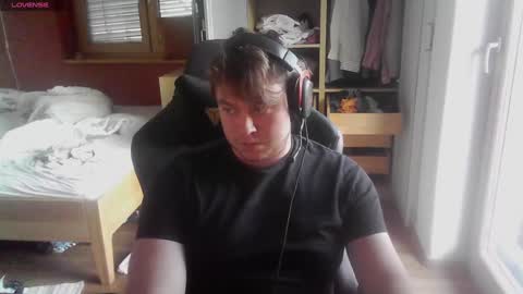 Snapshot of iloveyoutoo2000 chatting on 01-10-25, 02:55 iloveyoutoo2000 online show from 01-10-25, 02:55