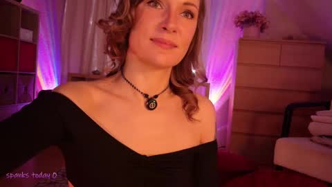 Snapshot of ilucyme chatting on 02-07-25, 07:38 ilucyme online show from 02-07-25, 07:38