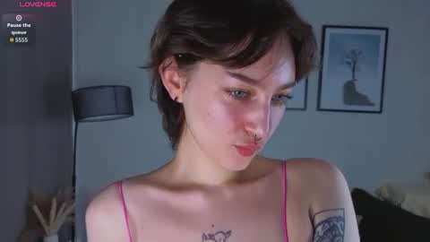 Hello everyone Im Lily online show from 06-13-26, 01:14