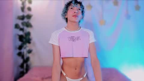 Alejo independent model   online show from 10-03-25, 01:46