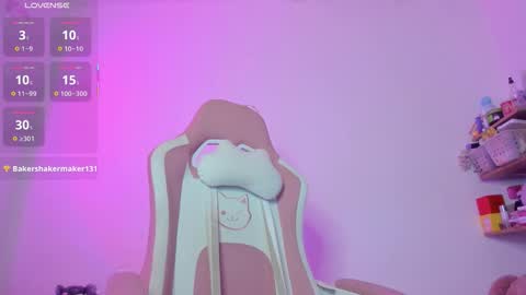 Angela online show from 09-25-25, 12:58