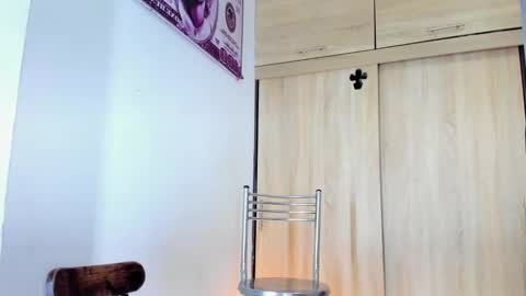 im_brittany_333 online show from 12-21-24, 12:20