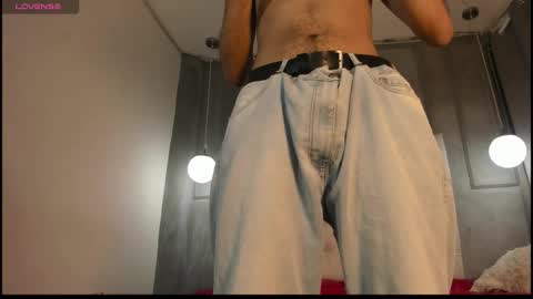 im_eiden_ online show from 02-12-26, 08:37