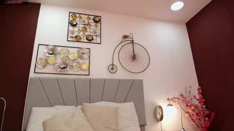 Snapshot of im_eli1 chatting on 02-20-26, 07:14 Eli online show from 02-20-26, 07:14