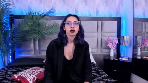 Snapshot of im_gaia chatting on 12-29-24, 12:23 Im Gaia online show from 12-29-24, 12:23