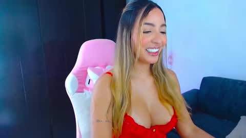 Snapshot of im_grecia chatting on 03-16-26, 01:44 Grecia online show from 03-16-26, 01:44