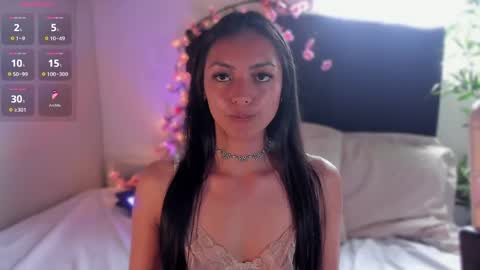 Snapshot of im_isabellaa chatting on 06-07-26, 04:33 Isa online show from 06-07-26, 04:33