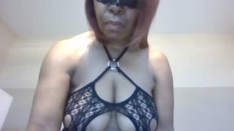 Snapshot of im_laa30z chatting on 12-09-24, 02:39 weet exy Cougar online show from 12-09-24, 02:39
