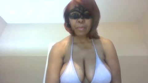 Snapshot of im_laa30z chatting on 01-13-26, 02:44 weet exy Cougar online show from 01-13-26, 02:44