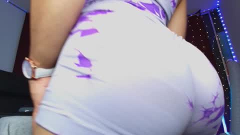 Mishell Martinez    INSTAGRAM im mishellbigass online show from 02-06-26, 05:01