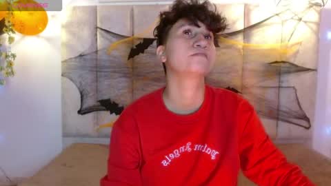 milan online show from 10-19-25, 03:40