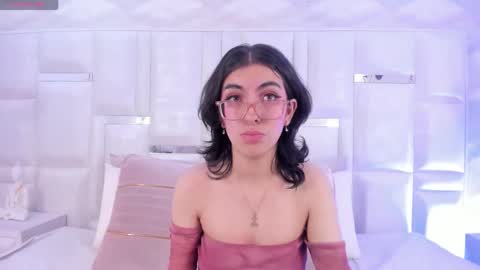 Moly  online show from 11-17-25, 08:25