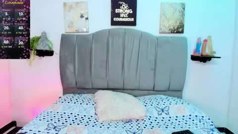 im_riley_ online show from 05-05-26, 07:00
