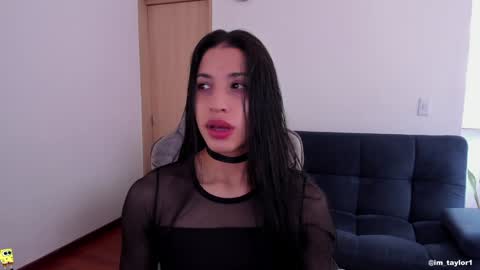 TAYLOR  online show from 01-12-25, 06:05