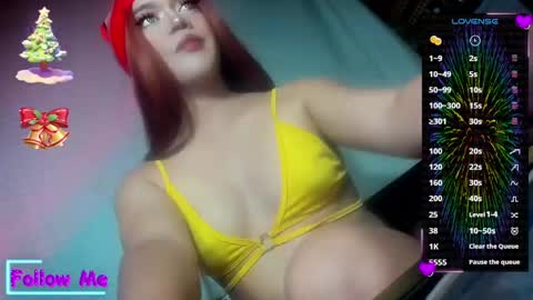 ella may online show from 01-07-25, 03:33