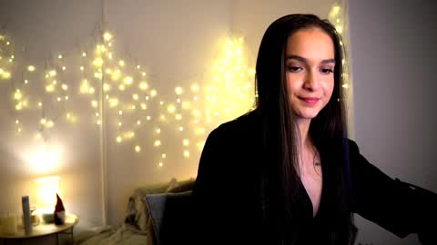 Snapshot of im_yourr_secret chatting on 12-28-24, 10:44 Pattie online show from 12-28-24, 10:44