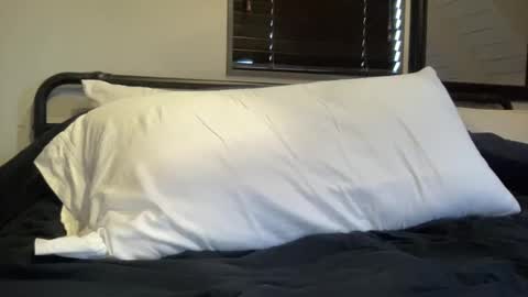 ImAMouthful online show from 01-08-26, 08:44