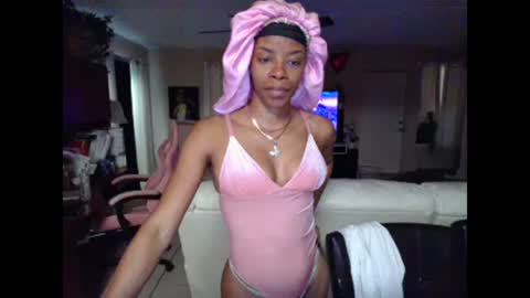 iman_love online show from 02-19-25, 09:58