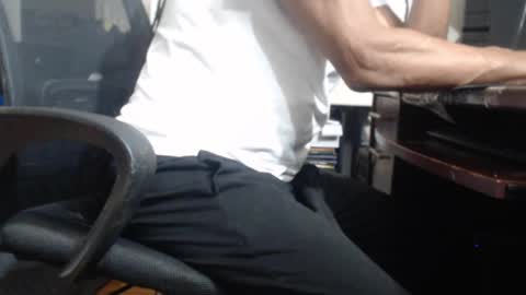 Imanlolo789   formerly known as Slimrodxxx  independent model online show from 12-20-25, 11:12