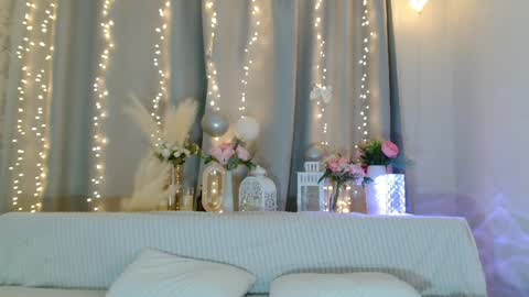 Snapshot of imcarrieberry chatting on 01-17-25, 05:30 Carrie online show from 01-17-25, 05:30