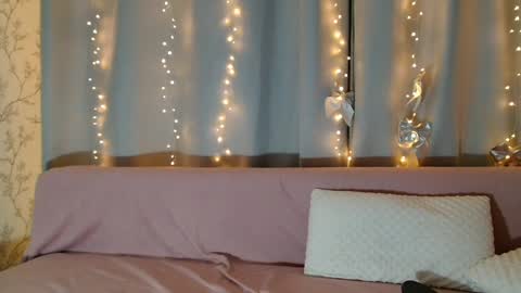 Snapshot of imcarrieberry chatting on 02-07-25, 06:34 Carrie online show from 02-07-25, 06:34