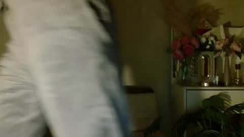 Carrie online show from 03-06-26, 03:41