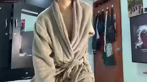 Colton Alvin Independent model online show from 09-19-25, 11:05