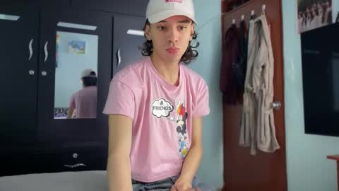 Colton Alvin Independent model online show from 10-17-25, 11:07