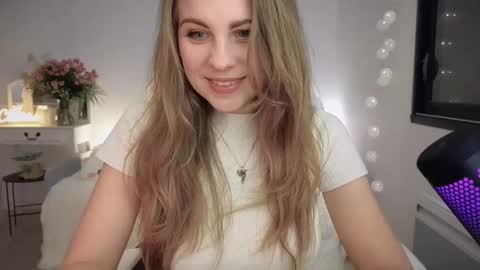 ImKeira online show from 02-18-25, 07:41