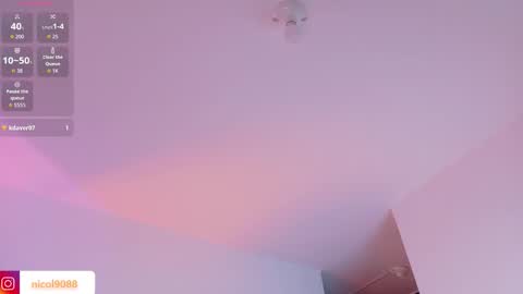 Snapshot of imleana chatting on 11-25-25, 02:22 Leana online show from 11-25-25, 02:22