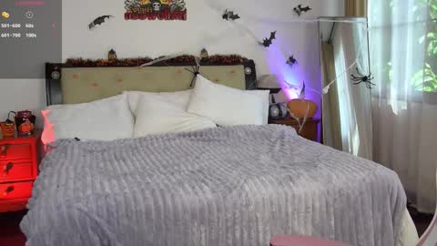 Imma  online show from 10-27-25, 03:21