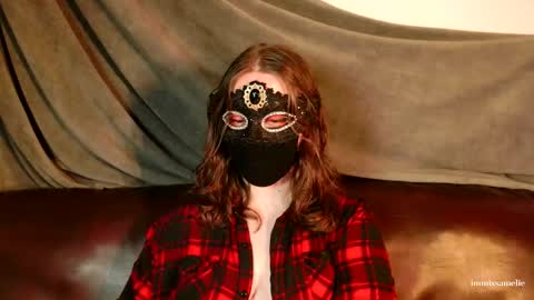 Snapshot of immissamelie chatting on 03-20-26, 10:36 Miss Amelie online show from 03-20-26, 10:36