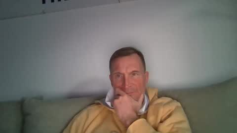 Snapshot of immortalrites chatting on 01-01-25, 03:14 Immortalrites online show from 01-01-25, 03:14