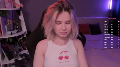 Snapshot of imnotmia chatting on 02-26-26, 01:10 Mia online show from 02-26-26, 01:10